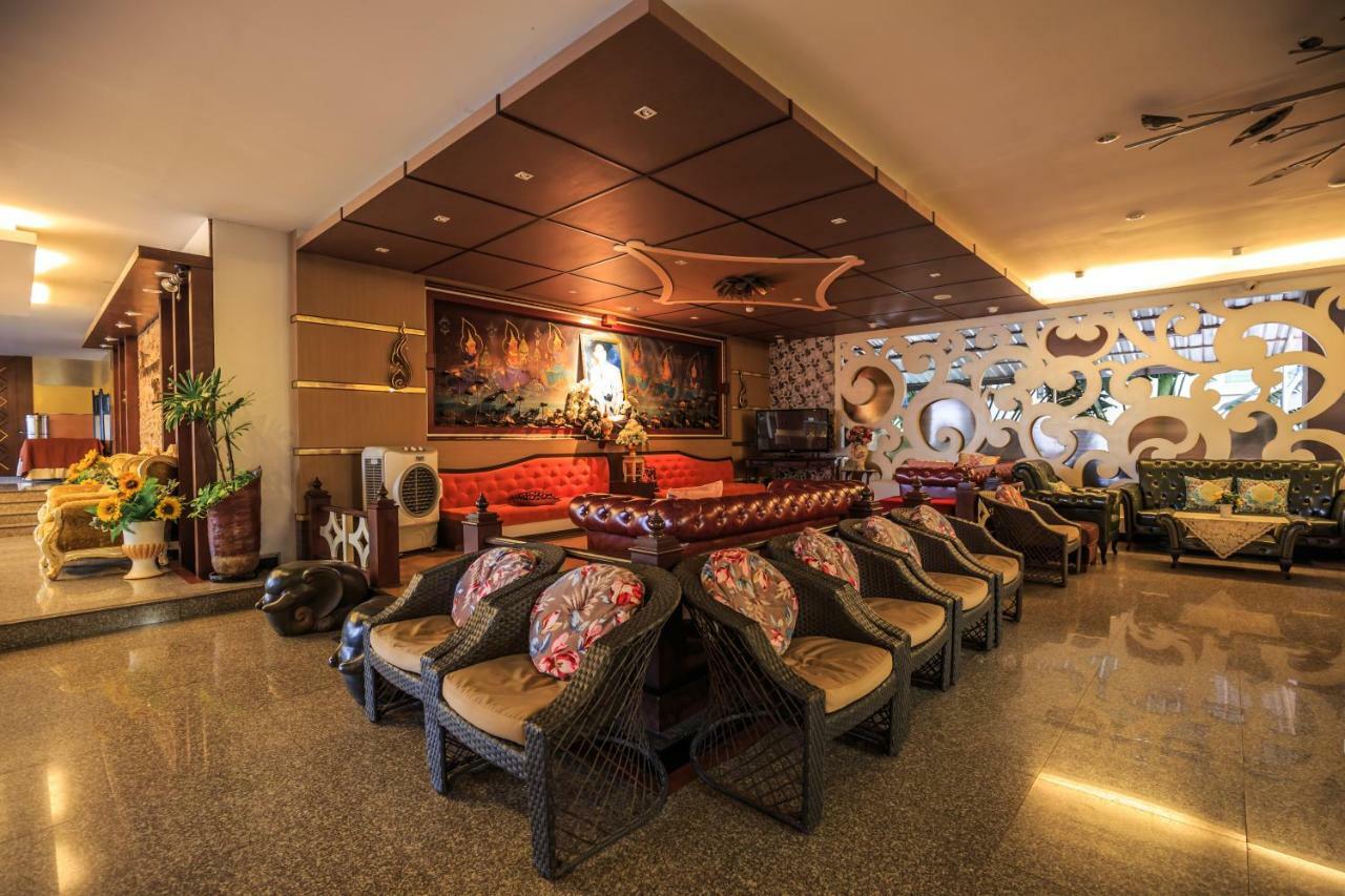 Kwan Ruen Park Hotel Nakhonratchasima Exterior photo
