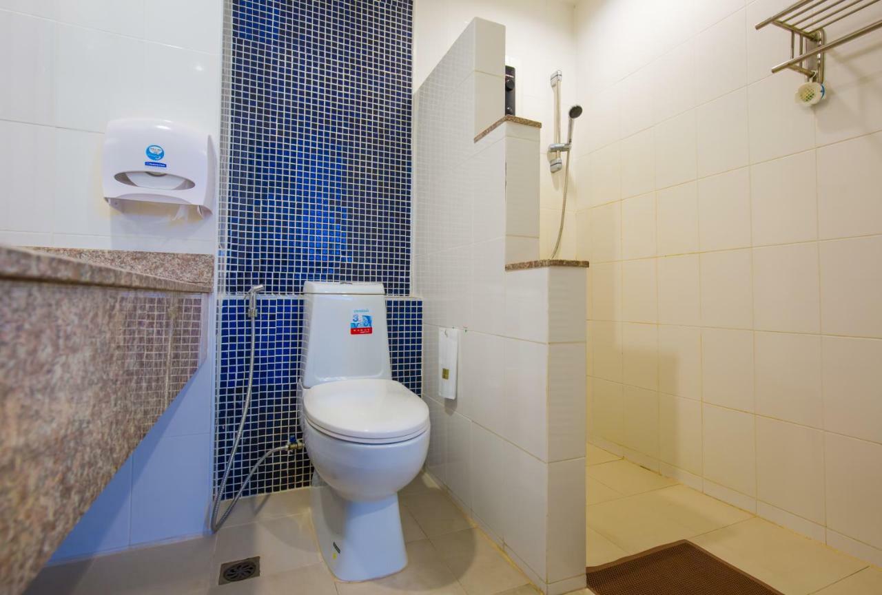 Kwan Ruen Park Hotel Nakhonratchasima Exterior photo
